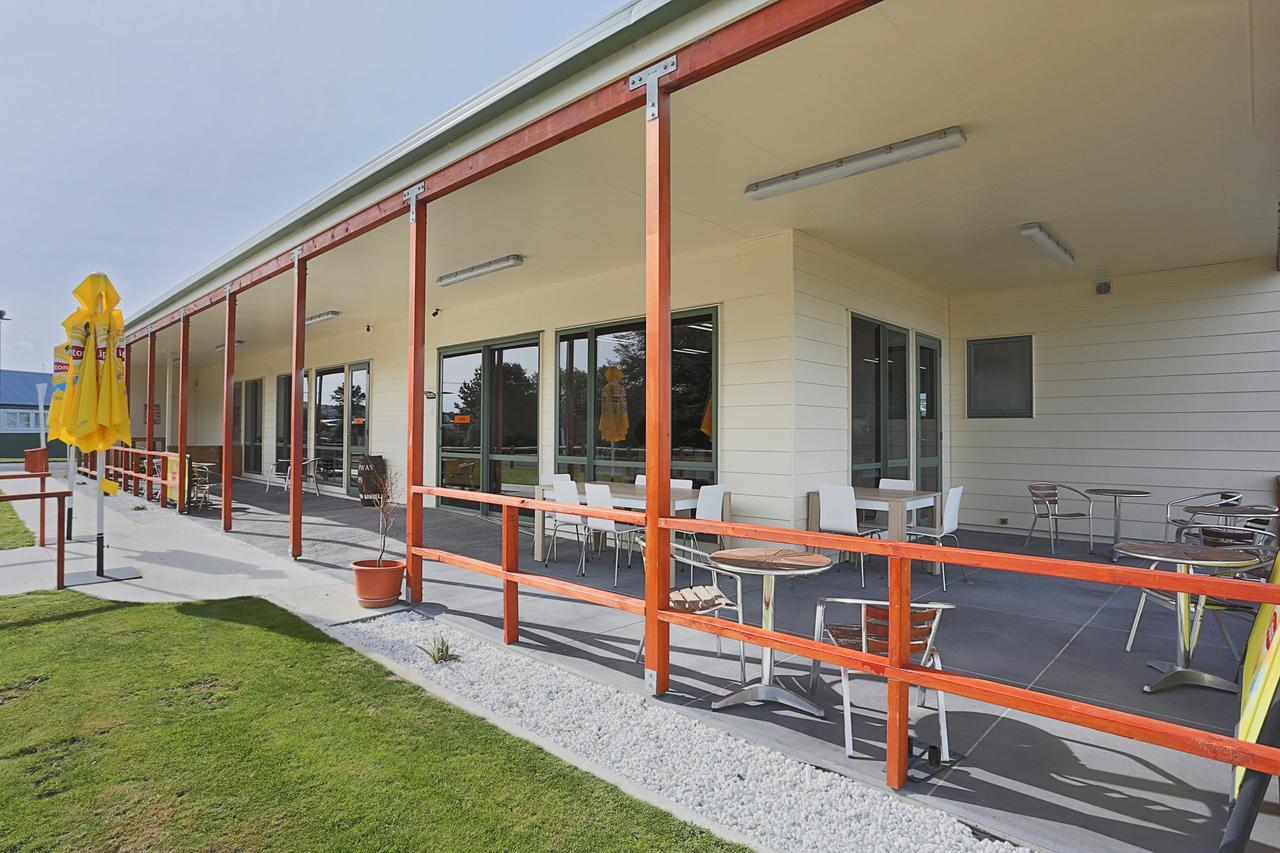 Tui Base Camp Ξενοδοχείο Tuatapere Εξωτερικό φωτογραφία