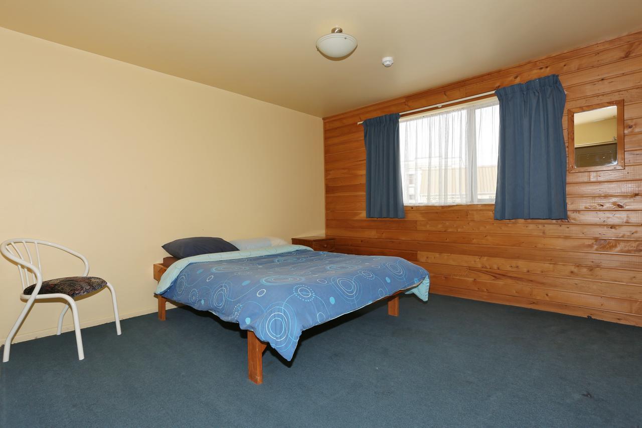 Tui Base Camp Ξενοδοχείο Tuatapere Εξωτερικό φωτογραφία